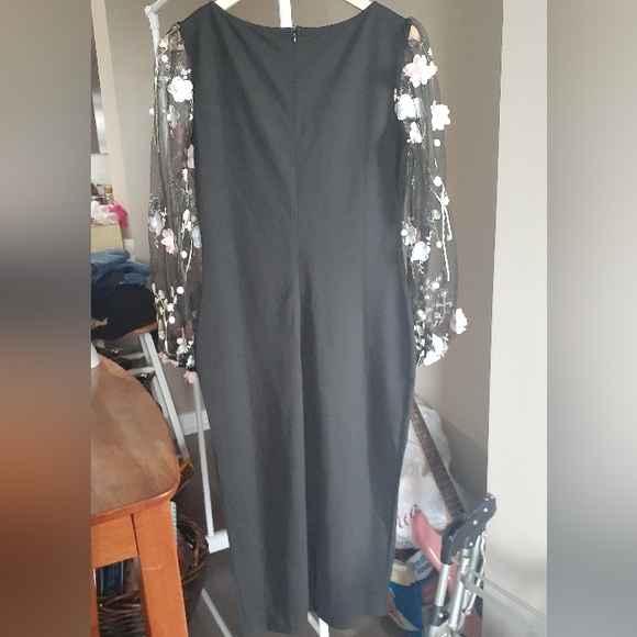 Shein Mesh Floral Detail Sleeve - Picture 4 of 5